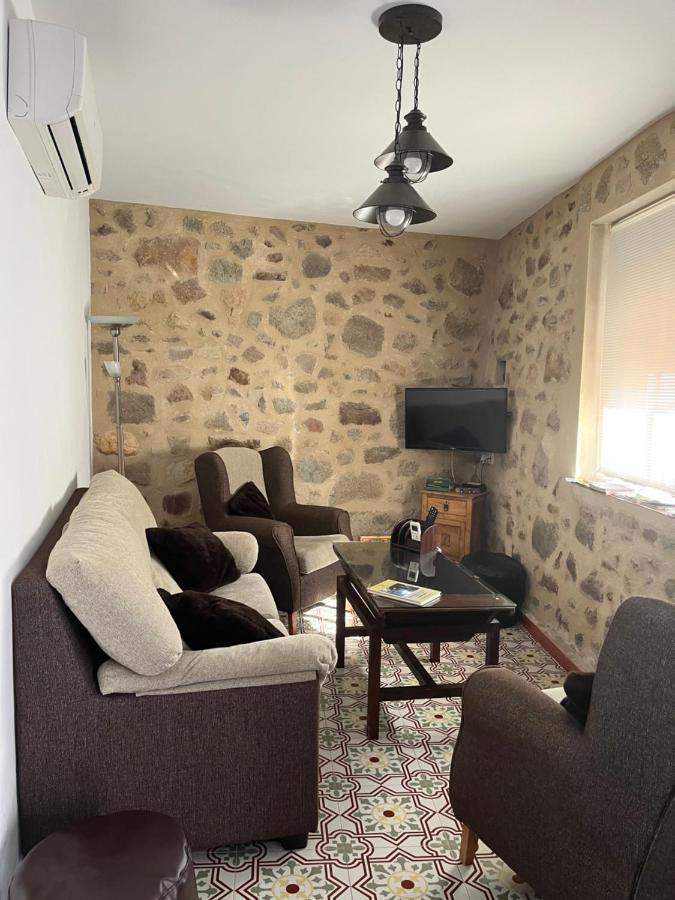 Casa Rural Las Pelliquerinas Almoharin Exterior foto